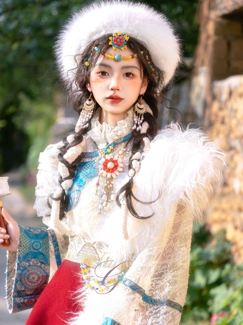 チベット民族女性の新しいスタイルの服伝統的なチベットドレス女 - Ethnic Fashion Photography のレビューと価格