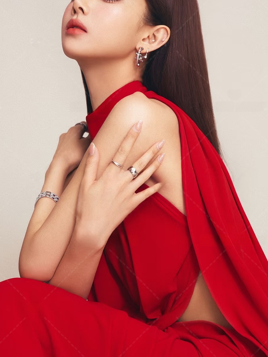 赤いポートレート写真撮影用ドレス シンプルスタイル 中国婦人 - Ethnic Fashion Photography のレビューと価格