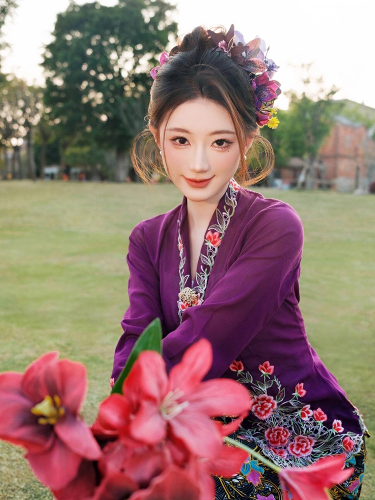 新しいエスニックスタイルの女性服セット、重厚な刺繍入りスリム - Ethnic Fashion Photography のレビューと価格