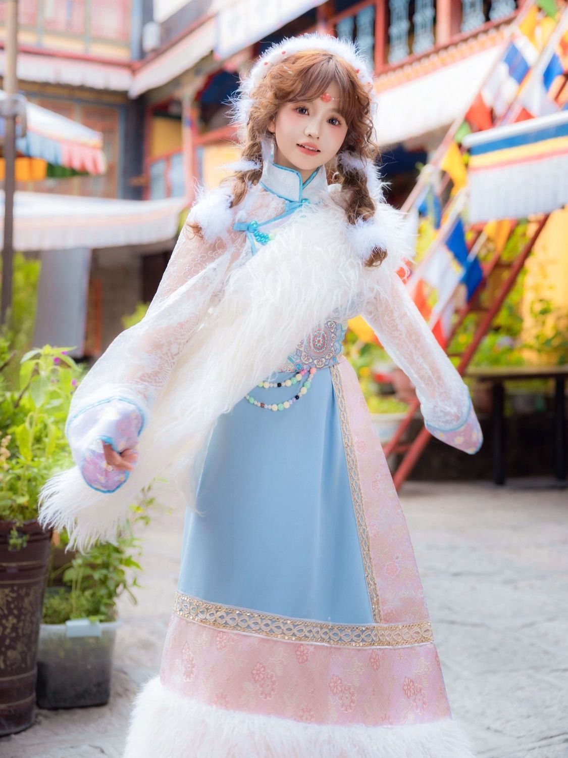 チベット衣装女性の新しいスタイルエスニックファッション旅行写 - Ethnic Fashion Photography のレビューと価格