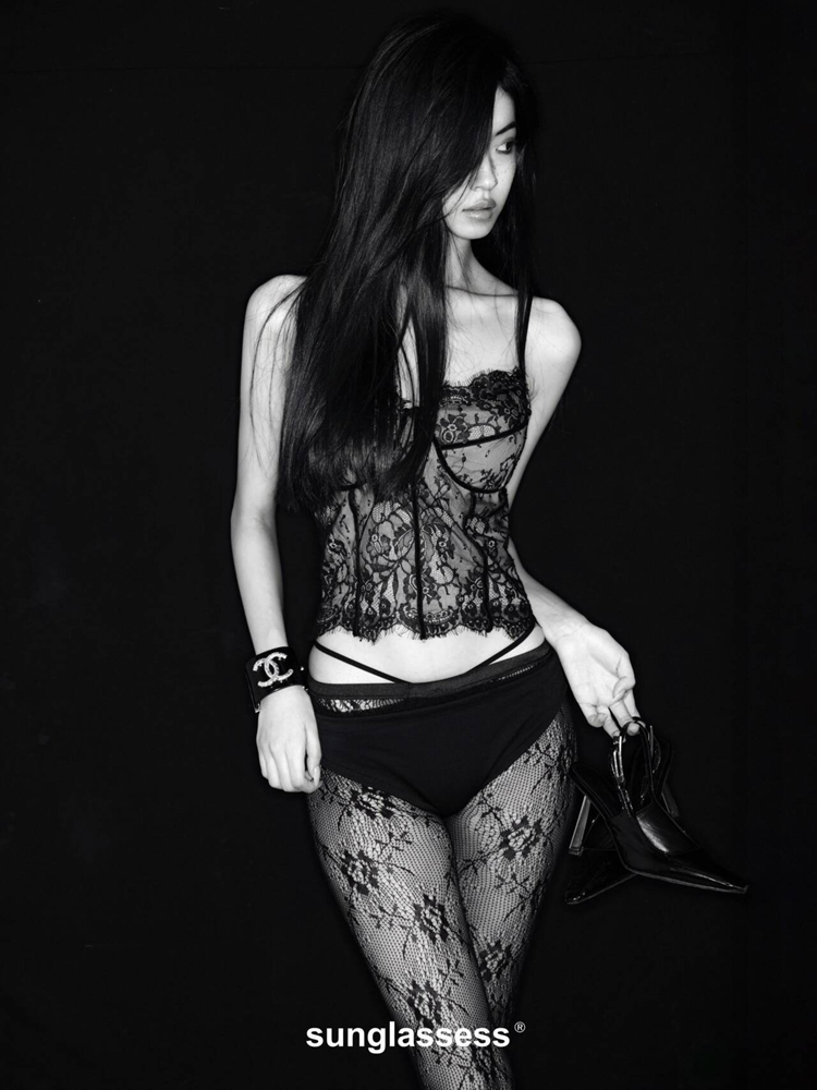 2026年新作ファッショナブルな黒レースポートレートセクシー - Ethnic Fashion Photography のレビューと価格